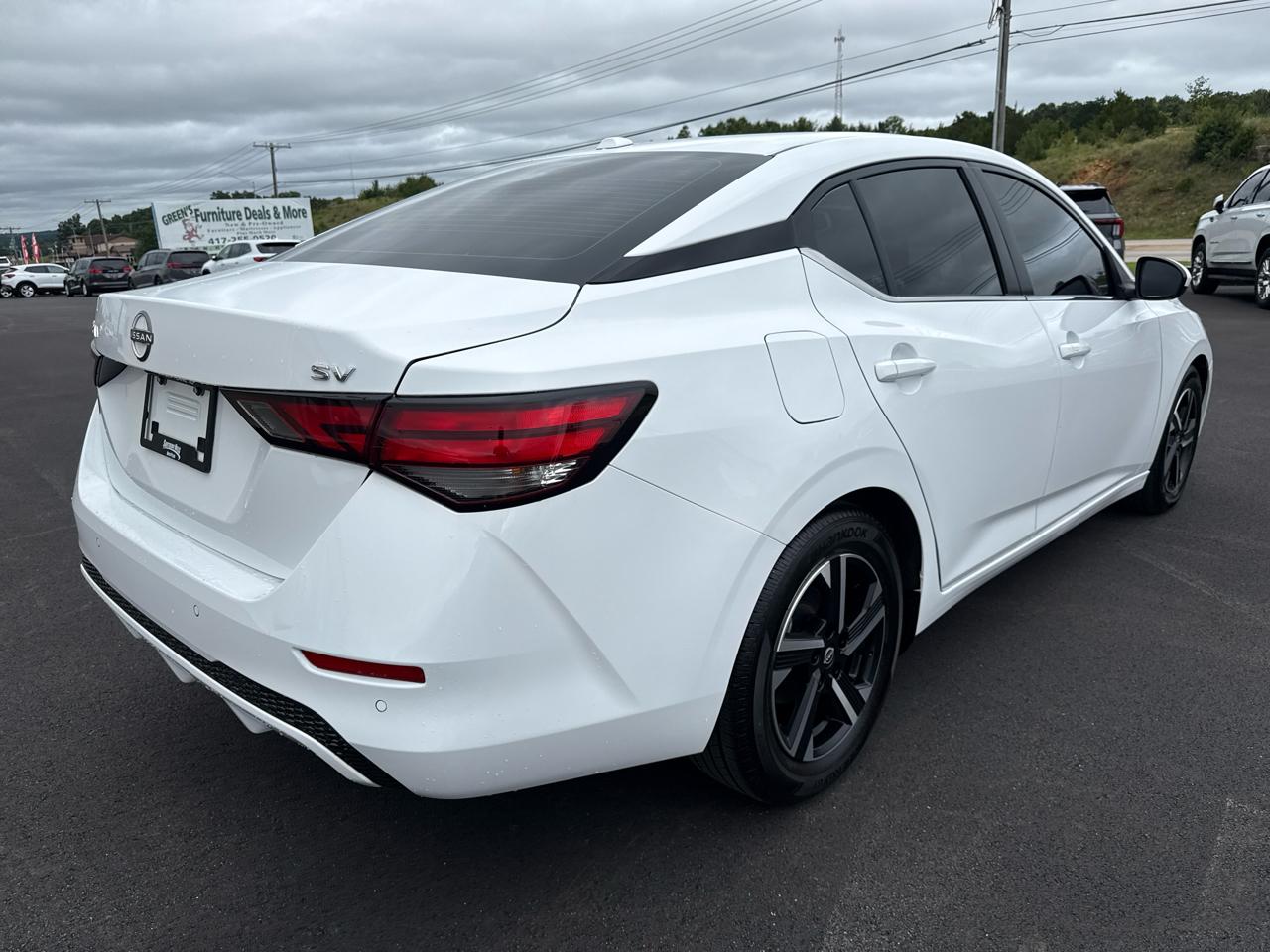 Nissan Sentra SV 4D Sedan 2024