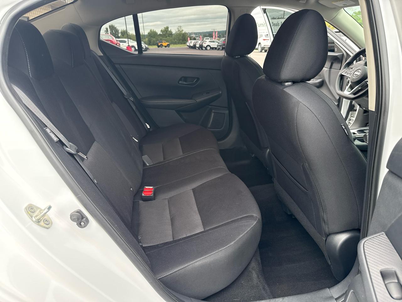Nissan Sentra SV 4D Sedan 2024