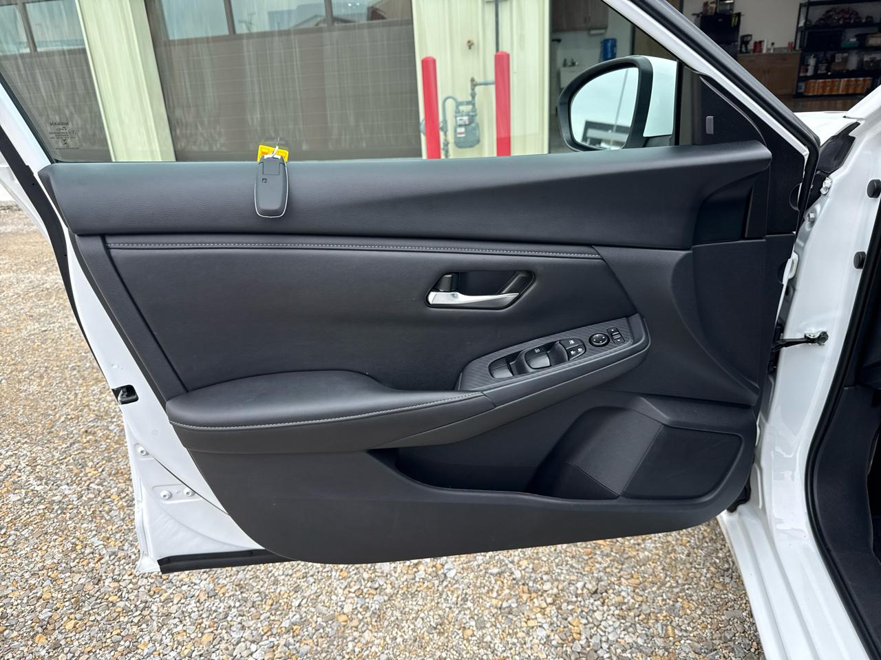 Nissan Sentra SV 4D Sedan 2024