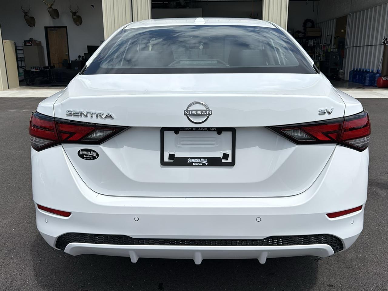 Nissan Sentra SV 4D Sedan 2024