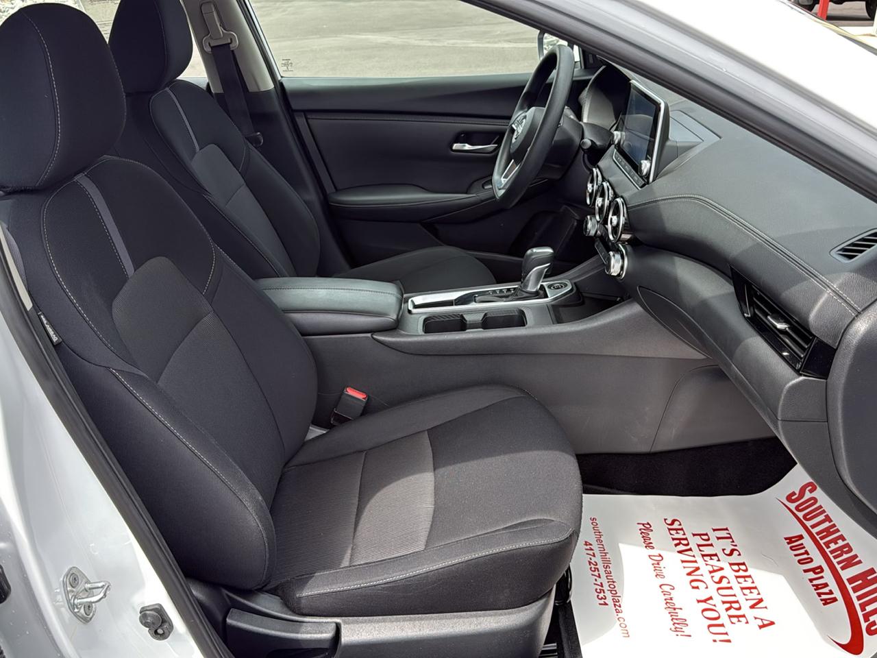 Nissan Sentra SV 4D Sedan 2024