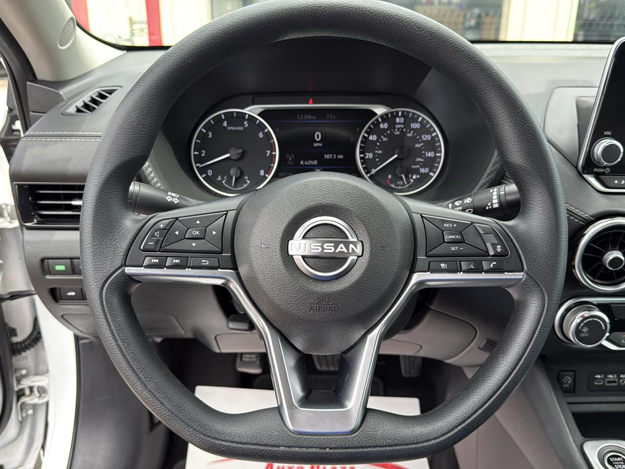 Nissan Sentra SV 4D Sedan 2024