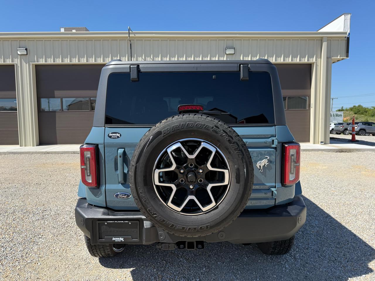 Ford Bronco Outer Banks 4D SUV 2023
