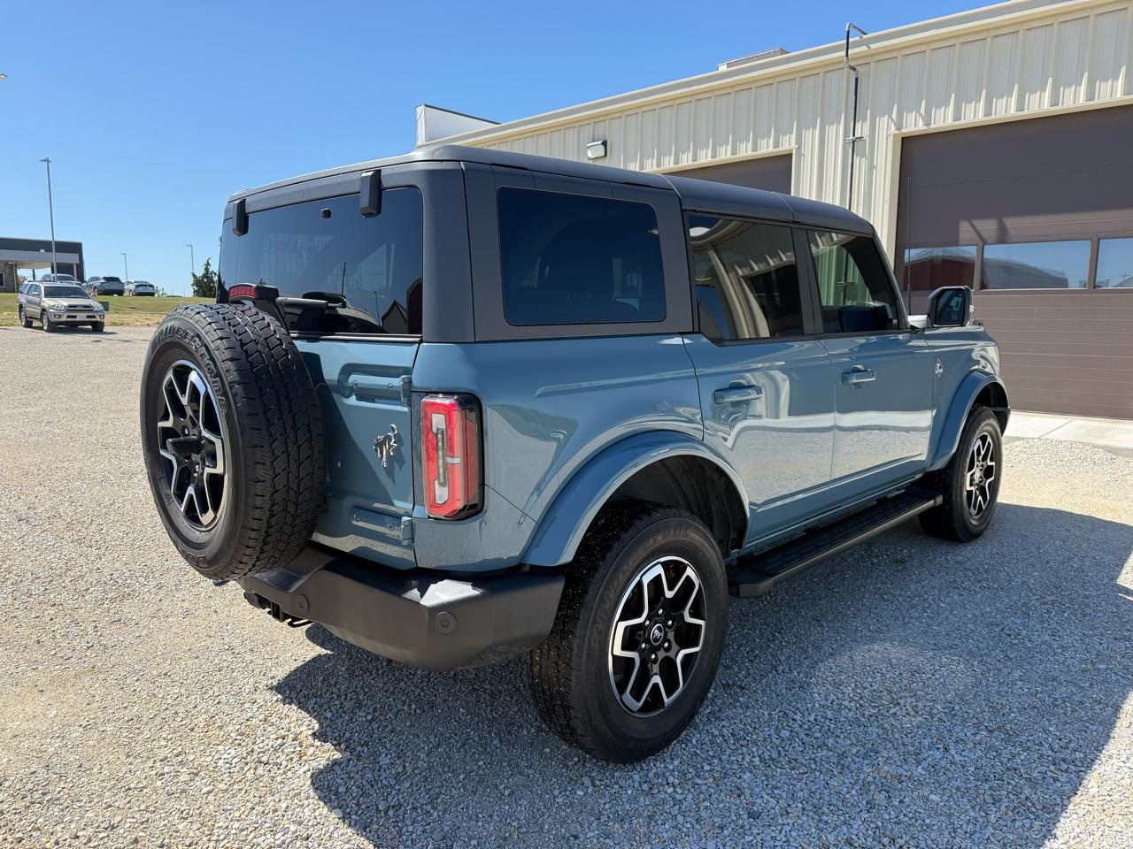Ford Bronco Outer Banks 4D SUV 2023