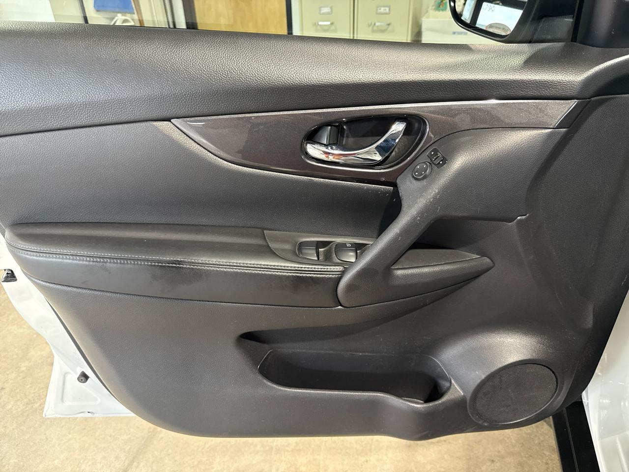 Nissan Rogue S 4D SUV FWD 2020