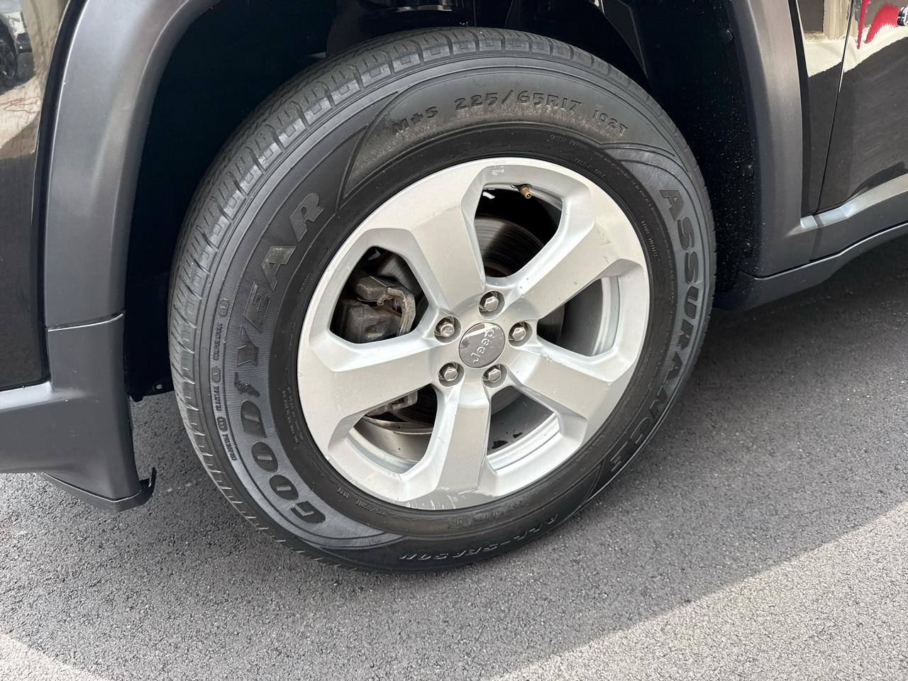 Jeep Compass Latitude 4D SUV FWD 2019