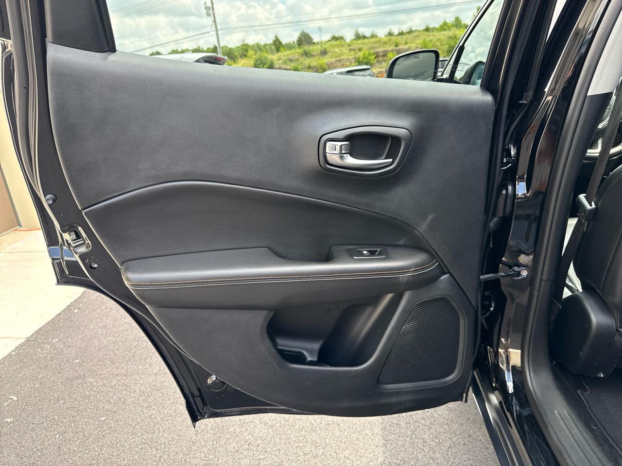 Jeep Compass Latitude 4D SUV FWD 2019