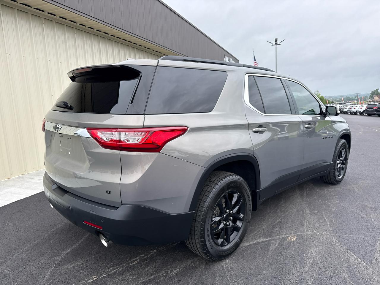 Chevrolet Traverse LT 4D SUV FWD 2019