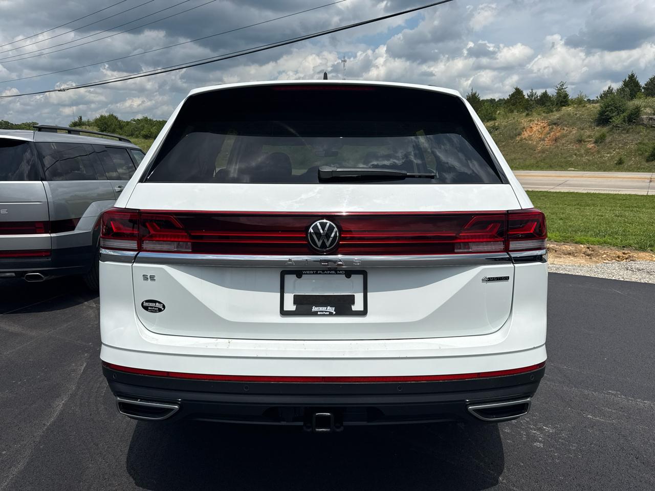 Volkswagen Atlas SE w/ Tech 4D SUV 4Motion 2024