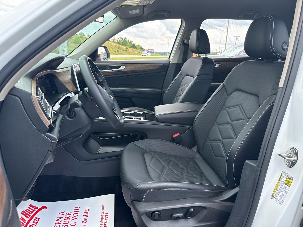 Volkswagen Atlas SE w/ Tech 4D SUV 4Motion 2024