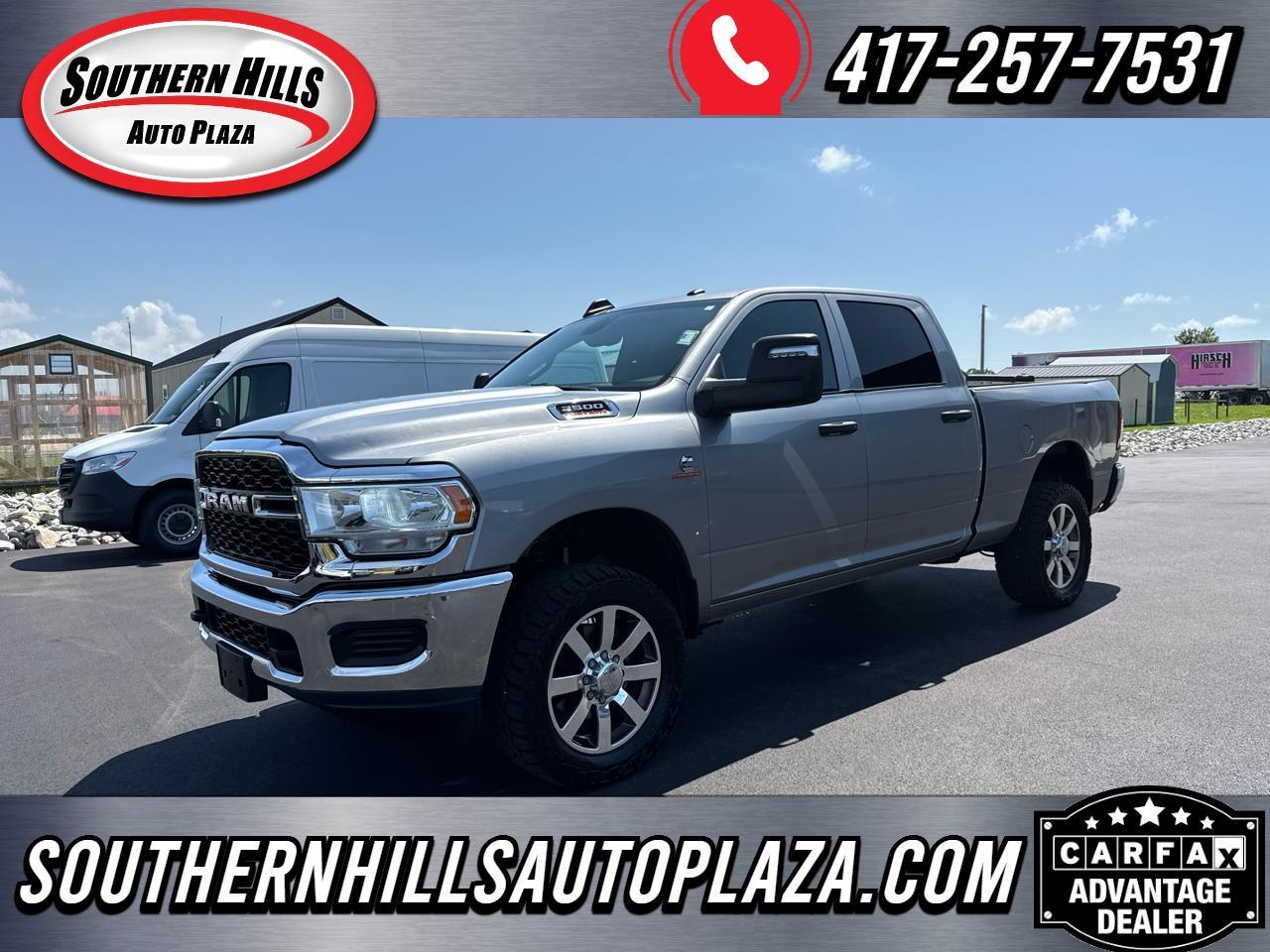 RAM 2500 Tradesman Crew Cab 4WD SWB 2024