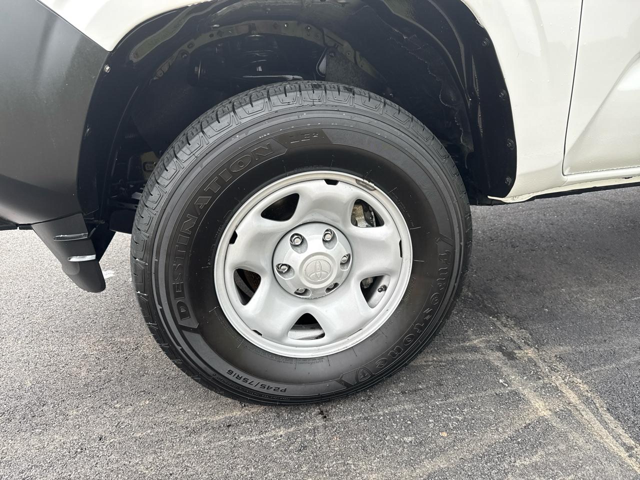 Toyota Tacoma SR Access Cab 2WD at 2023