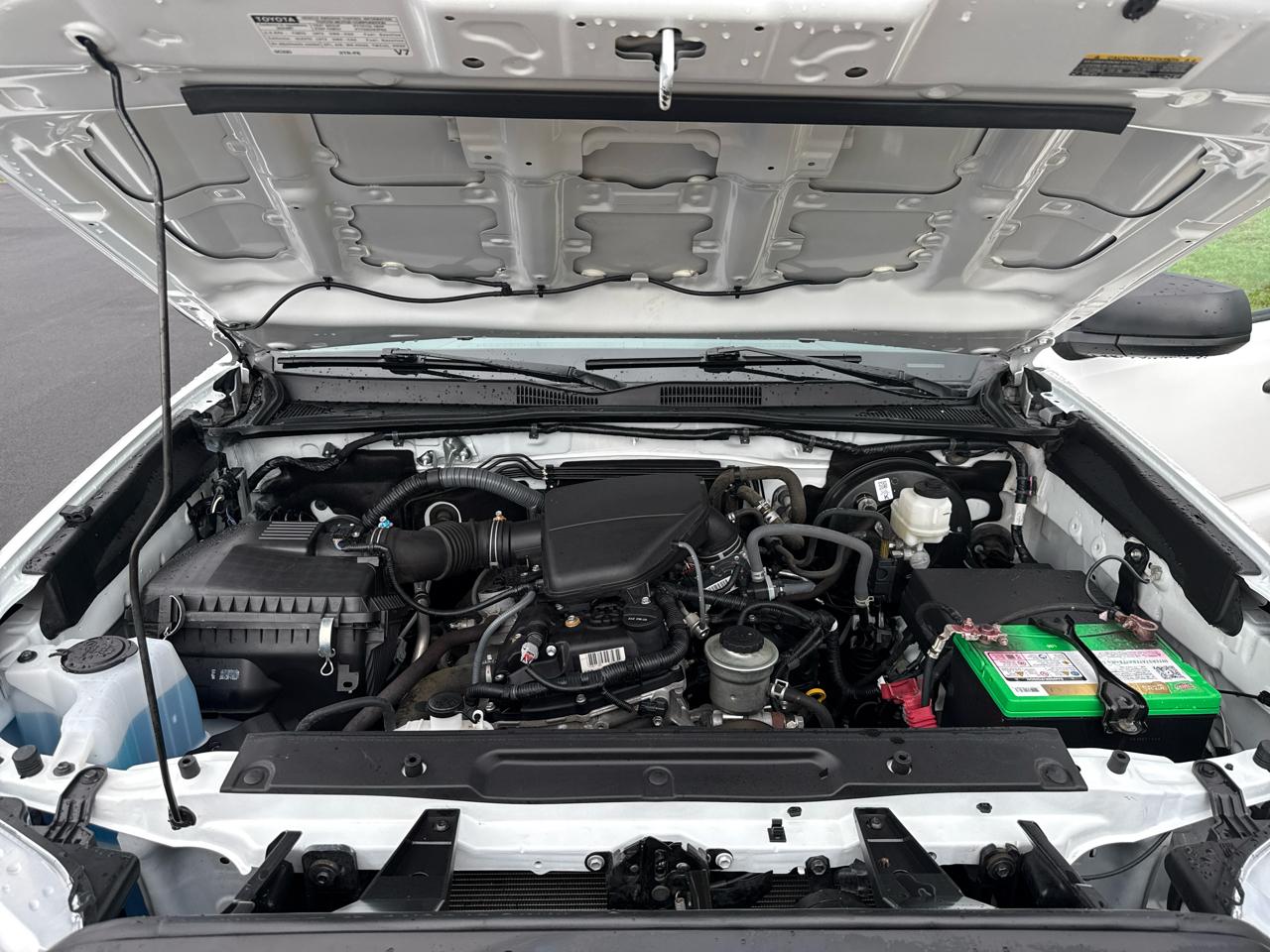 Toyota Tacoma SR Access Cab 2WD at 2023