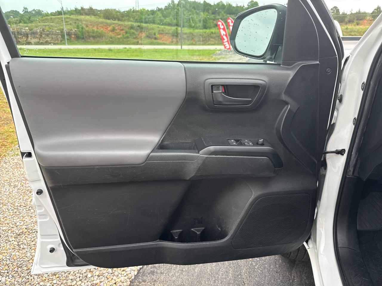 Toyota Tacoma SR Access Cab 2WD at 2023