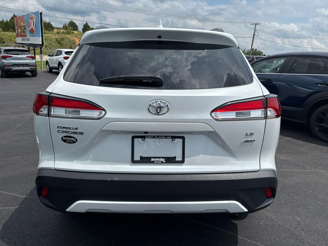 Toyota Corolla Cross LE 4D SUV AWD 2022