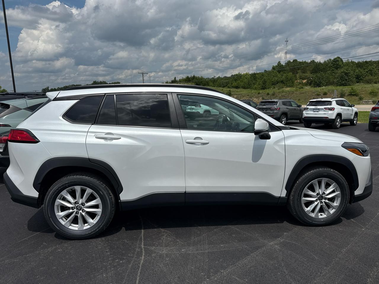 Toyota Corolla Cross LE 4D SUV AWD 2022