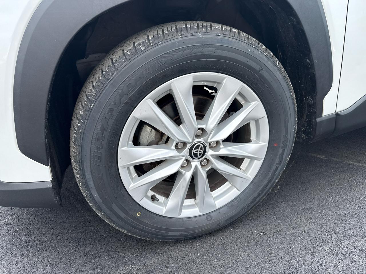 Toyota Corolla Cross LE 4D SUV AWD 2022