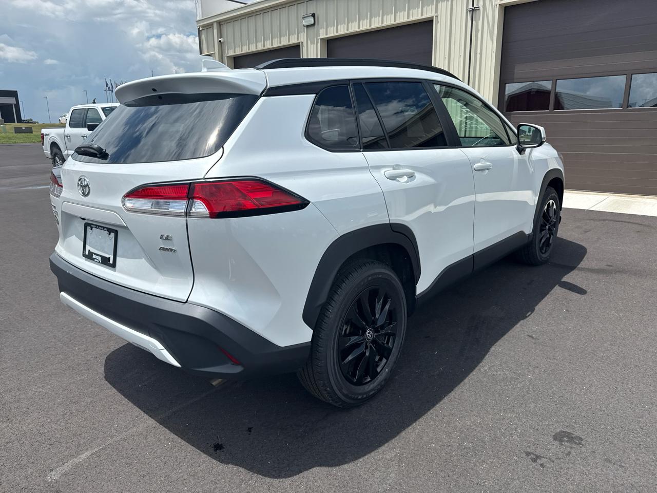Toyota Corolla Cross LE 4D SUV AWD 2022