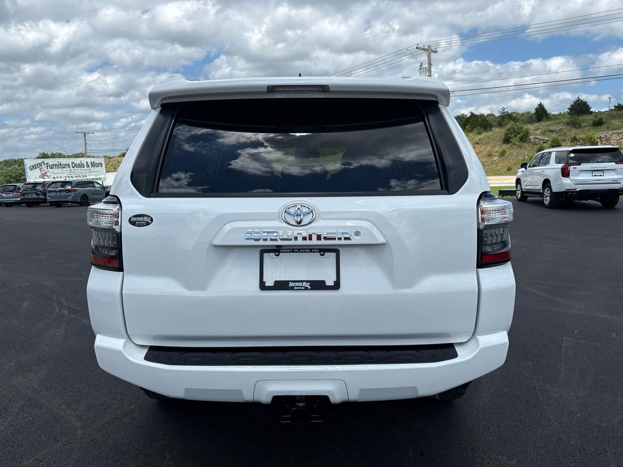 Toyota 4Runner SR5 Premium 4D SUV 4WD V6 2018