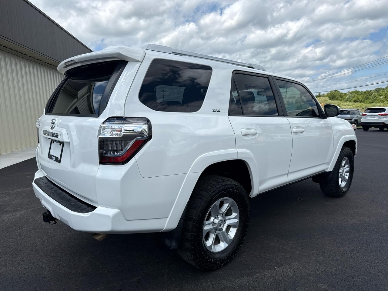 Toyota 4Runner SR5 Premium 4D SUV 4WD V6 2018