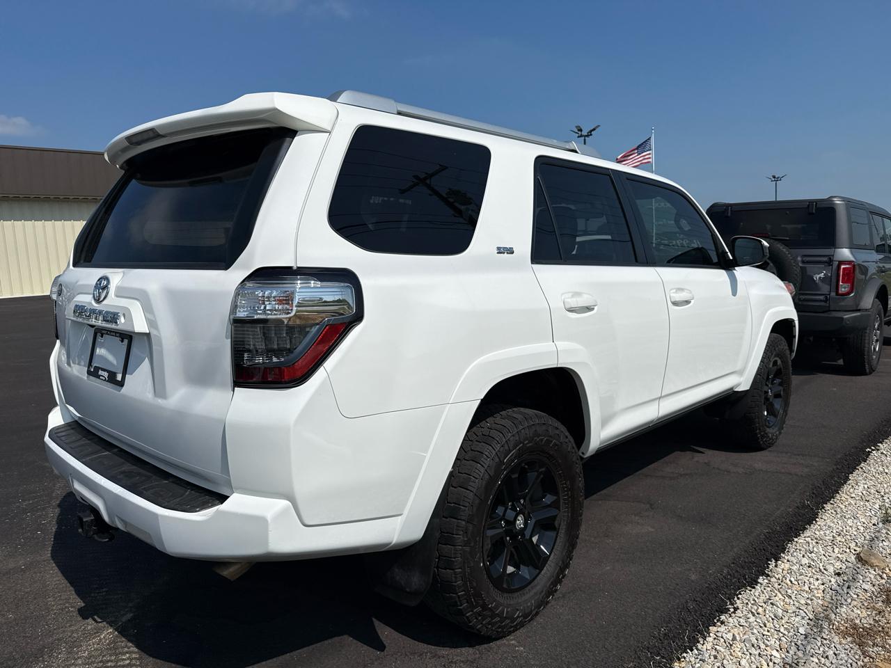 Toyota 4Runner SR5 Premium 4D SUV 4WD V6 2018