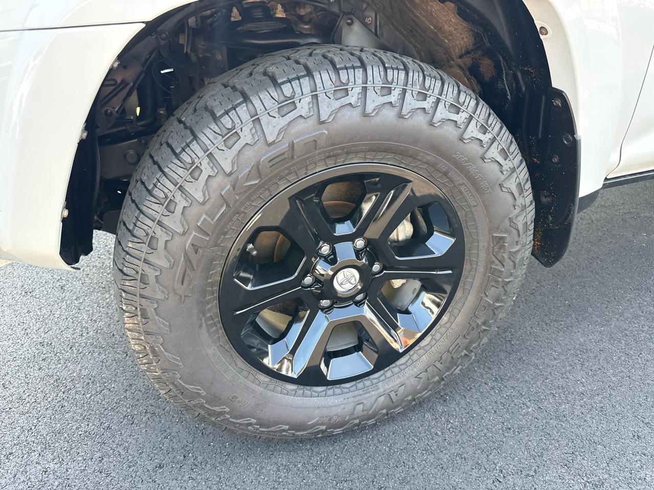 Toyota 4Runner SR5 Premium 4D SUV 4WD V6 2018