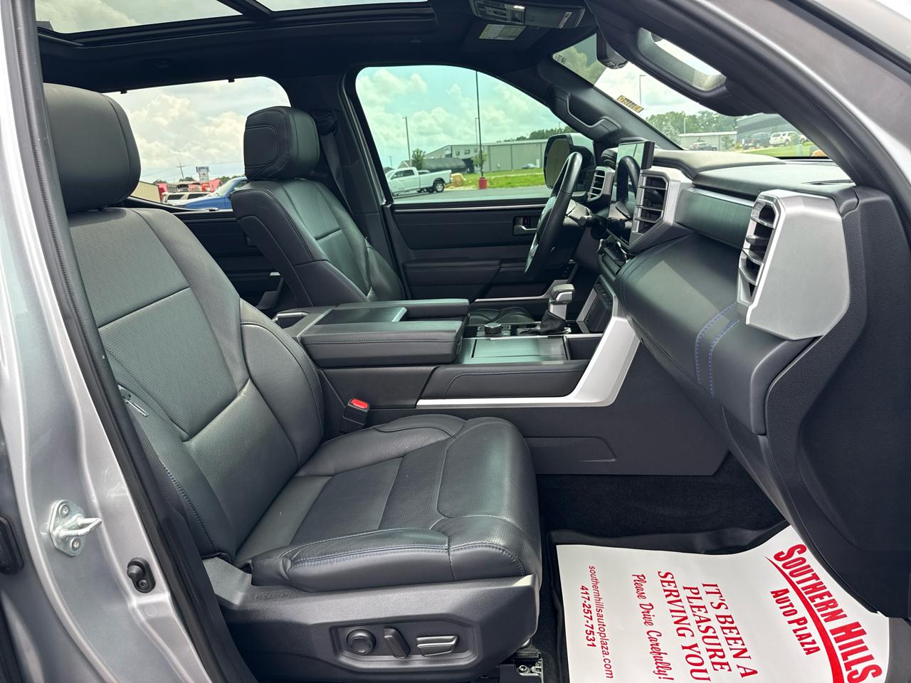 Toyota Tundra Platinum Crew Max 4WD SWB 2024