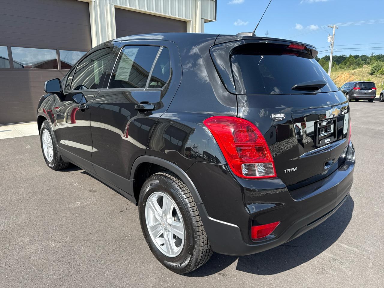 Chevrolet Trax LS 4D SUV FWD 2022