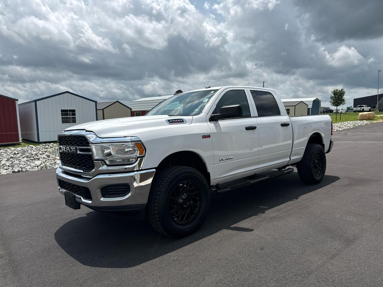 RAM 2500 Tradesman Crew Cab 4WD SWB 2022