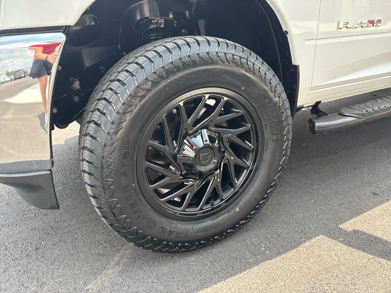 RAM 2500 Tradesman Crew Cab 4WD SWB 2022