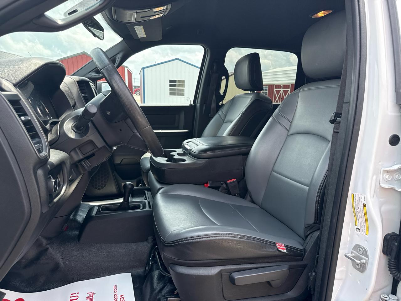 RAM 2500 Tradesman Crew Cab 4WD SWB 2022