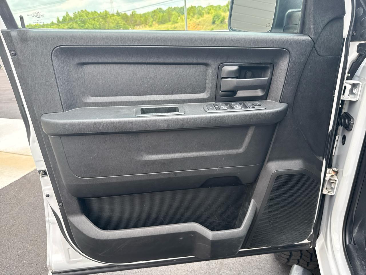 RAM 2500 Tradesman Crew Cab 4WD SWB 2022