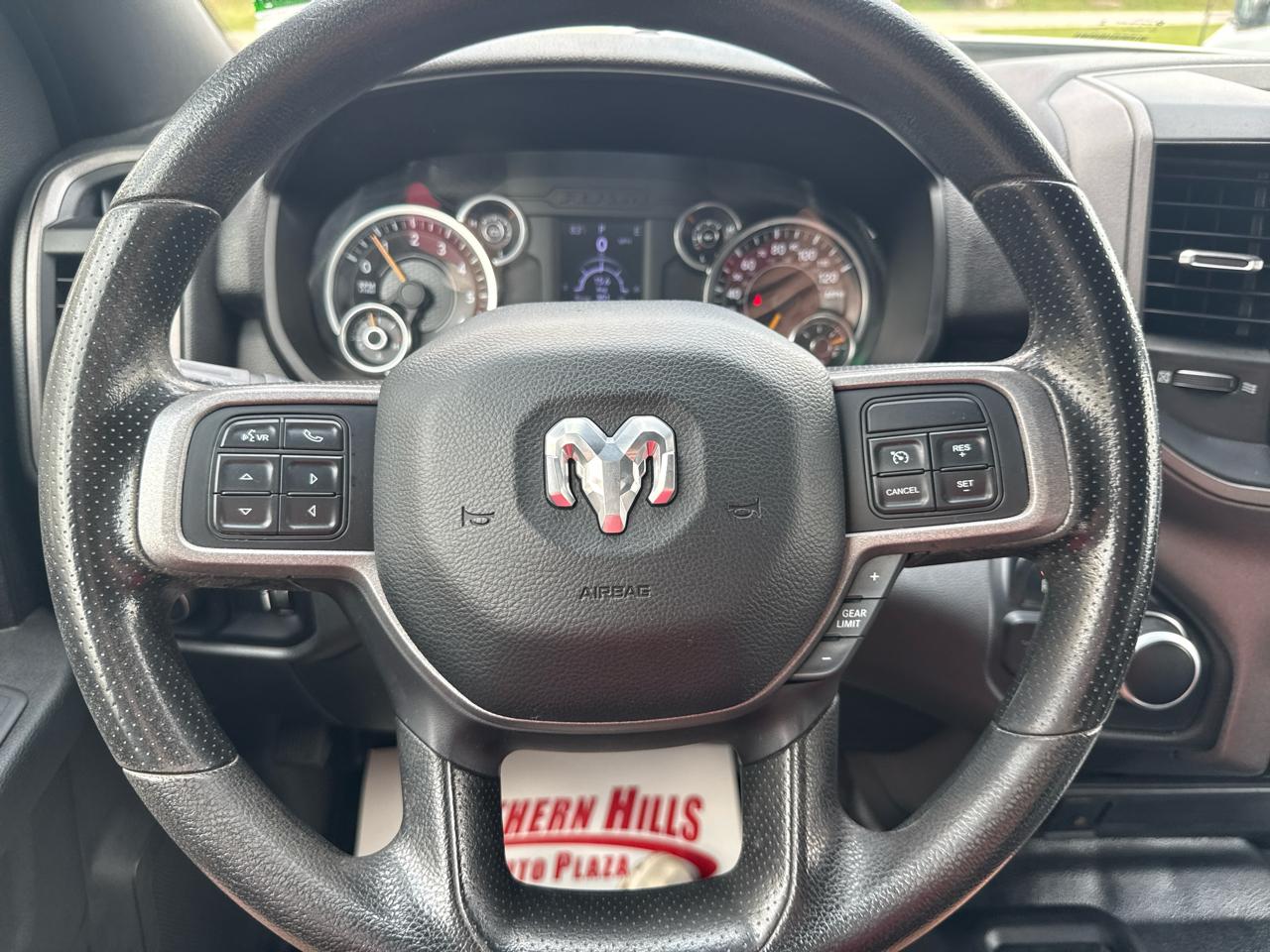 RAM 2500 Tradesman Crew Cab 4WD SWB 2022