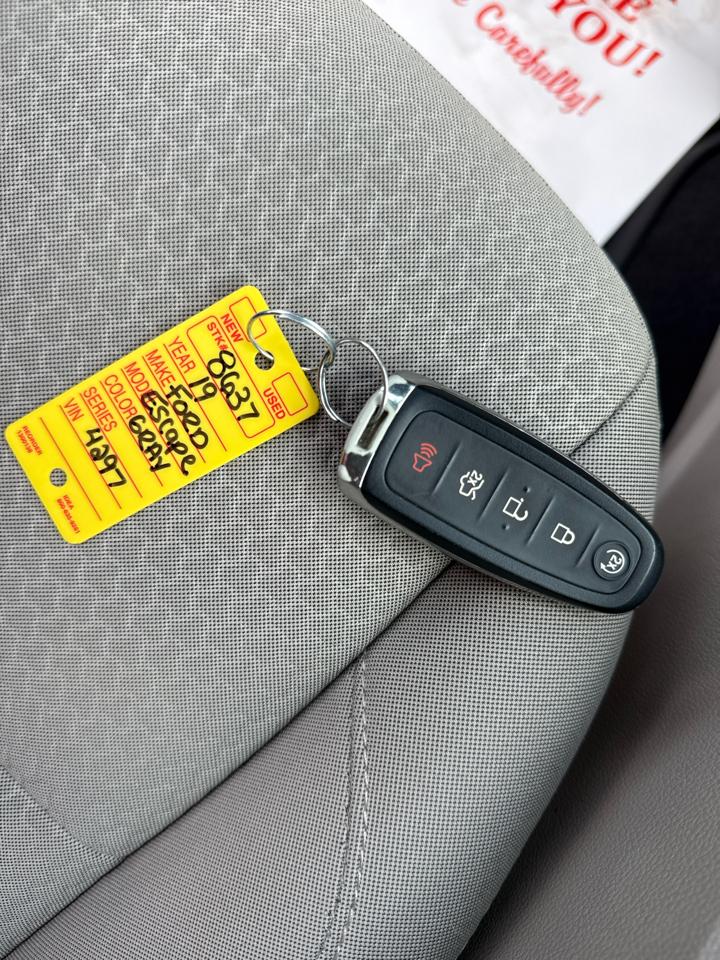 Ford Escape SE 4D SUV 4WD 2019