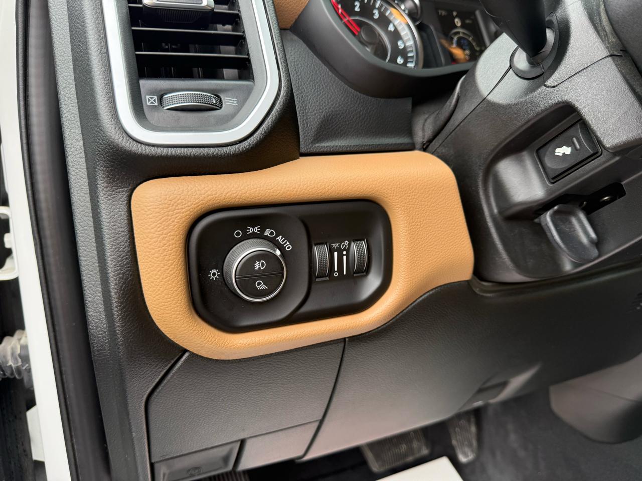 RAM 2500 Big Horn Crew Cab 4WD LWB 2020
