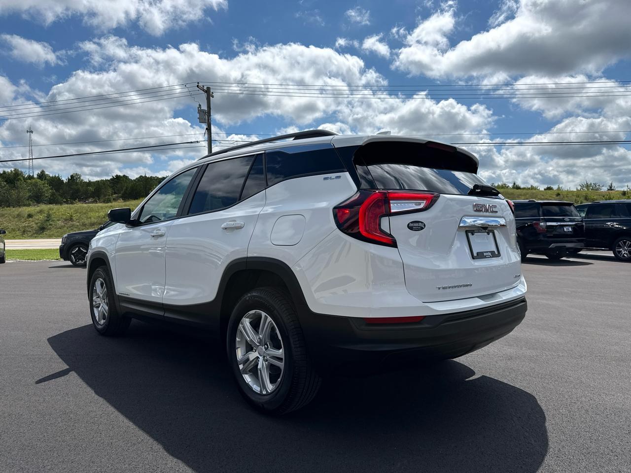 GMC Terrain SLE 4D SUV AWD 2024