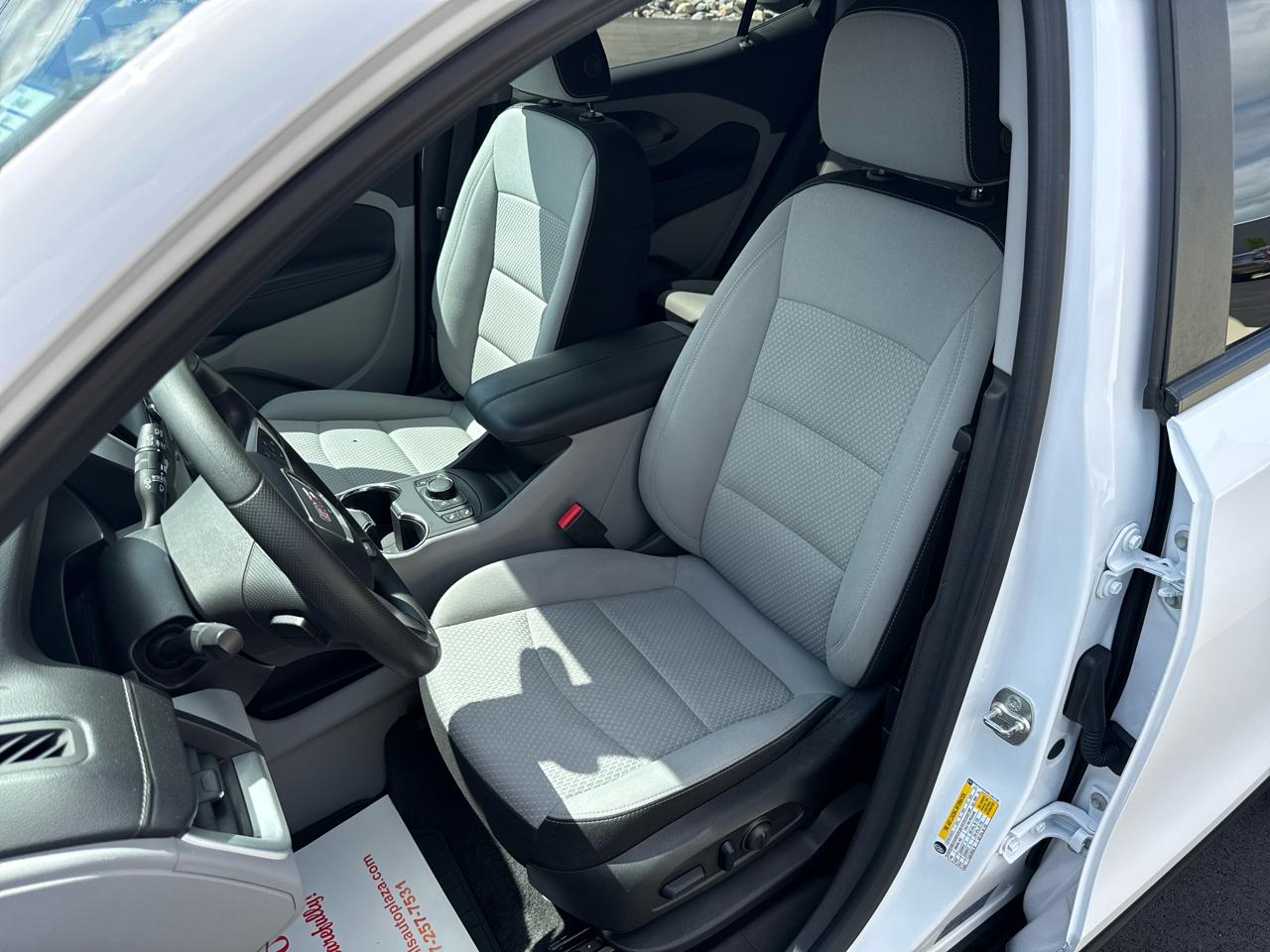 GMC Terrain SLE 4D SUV AWD 2024