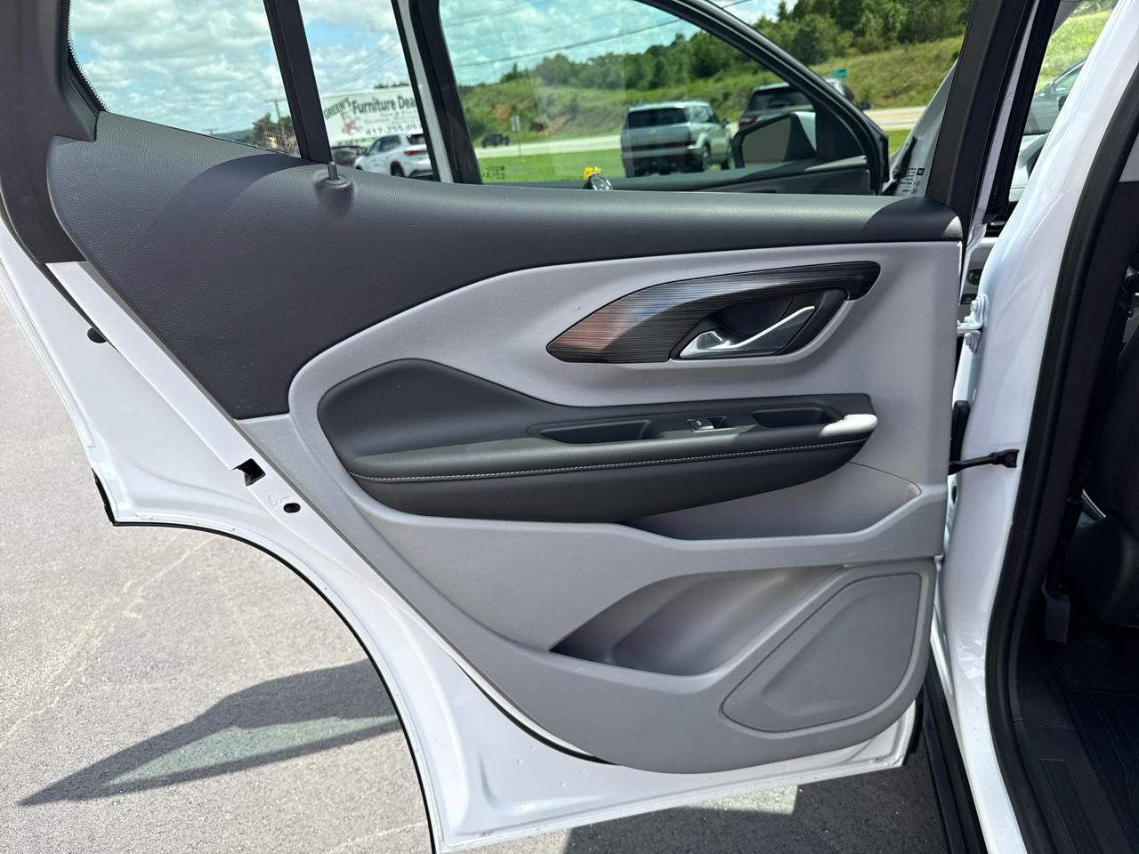 GMC Terrain SLE 4D SUV AWD 2024