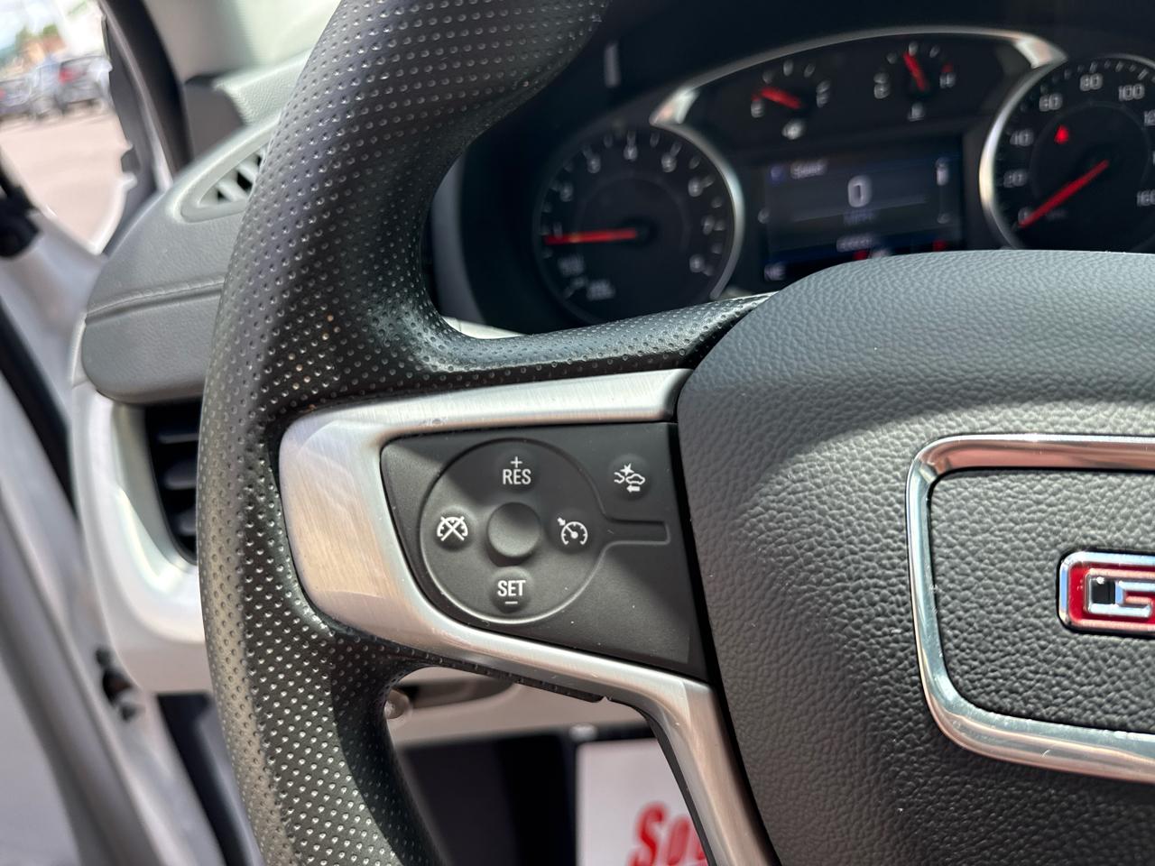 GMC Terrain SLE 4D SUV AWD 2024