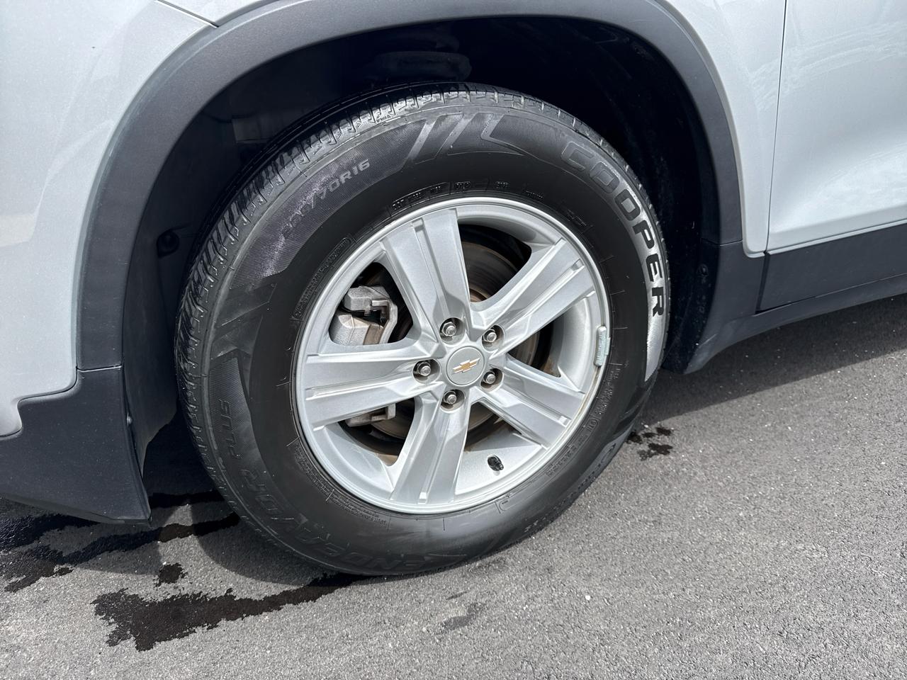 Chevrolet Trax LS 4D SUV FWD 2022