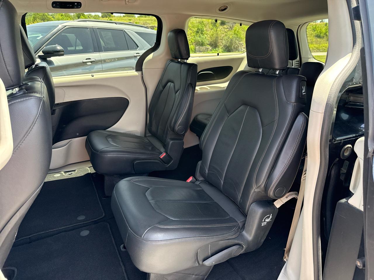 Chrysler Pacifica Touring L Wagon 2020