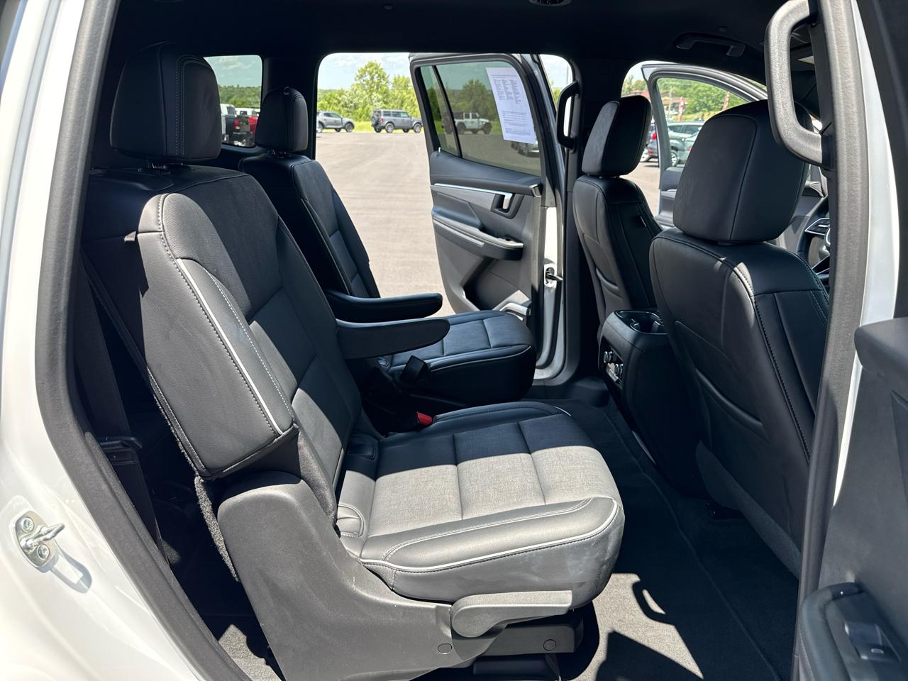 Buick Enclave Preferred 4D SUV FWD 2025