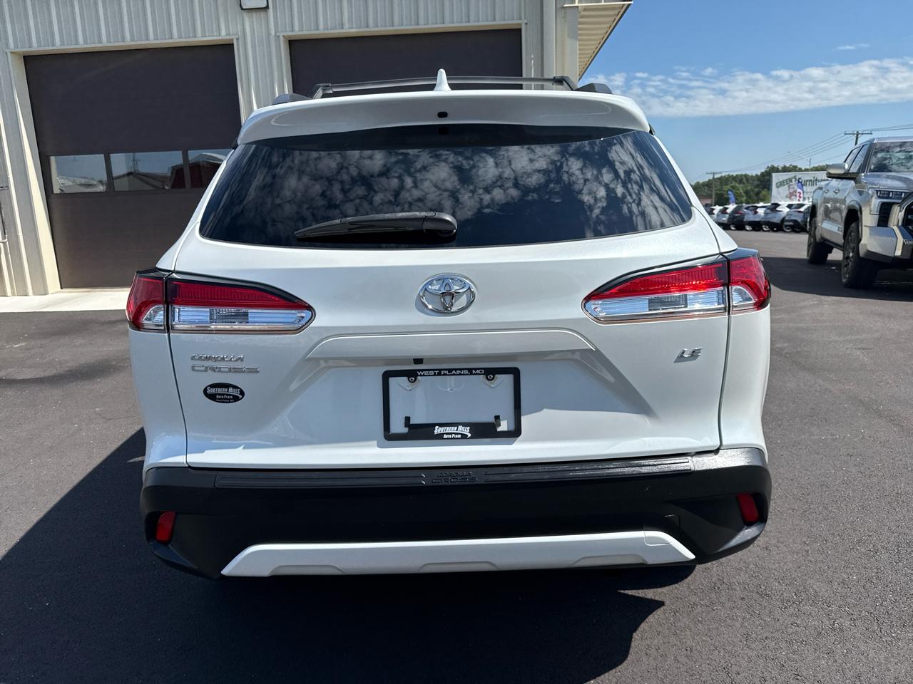 Toyota Corolla Cross LE 4D SUV FWD 2024
