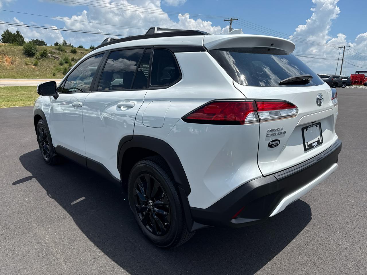 Toyota Corolla Cross LE 4D SUV FWD 2024