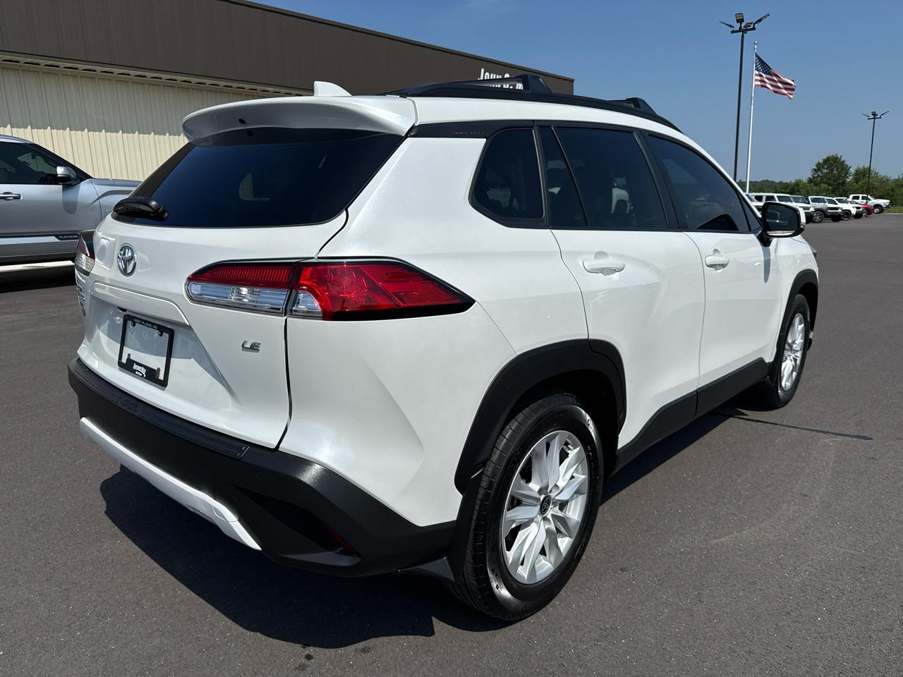 Toyota Corolla Cross LE 4D SUV FWD 2024