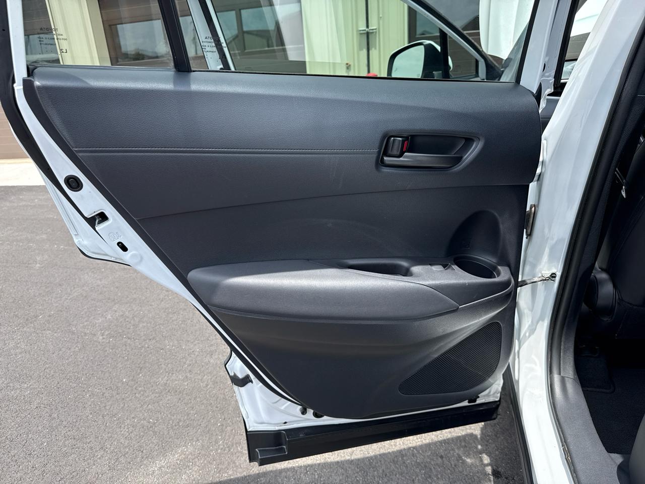 Toyota Corolla Cross LE 4D SUV FWD 2024
