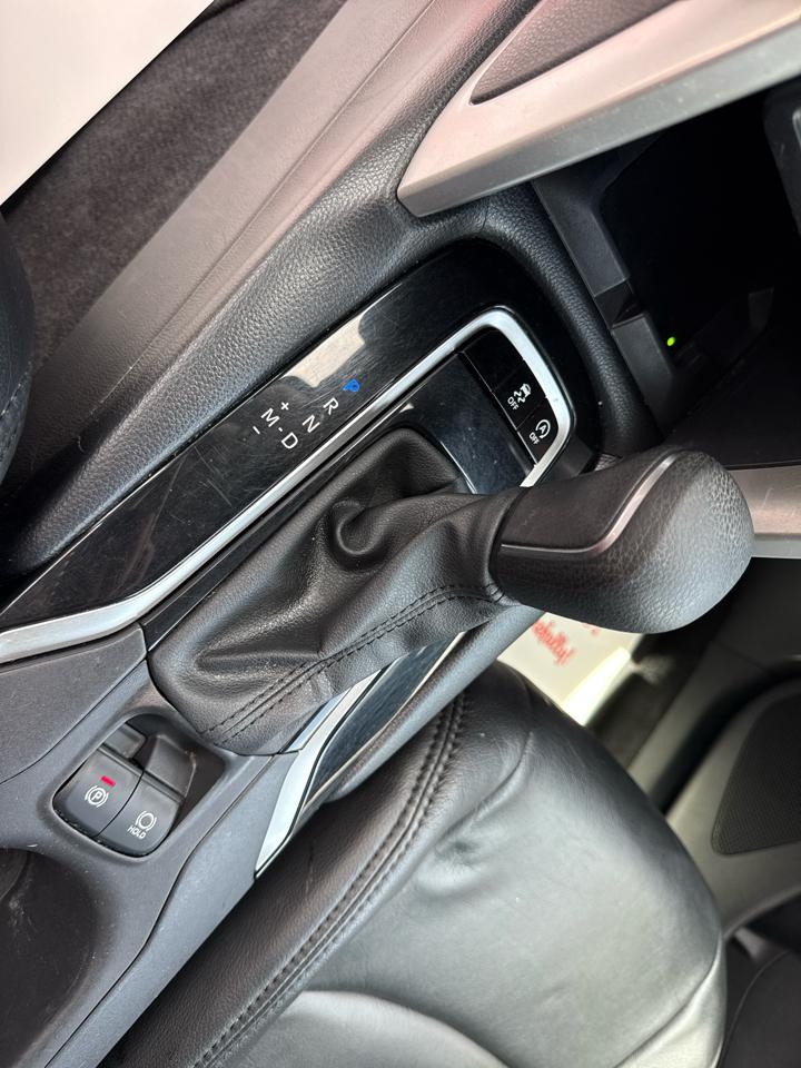 Toyota Corolla Cross LE 4D SUV FWD 2024
