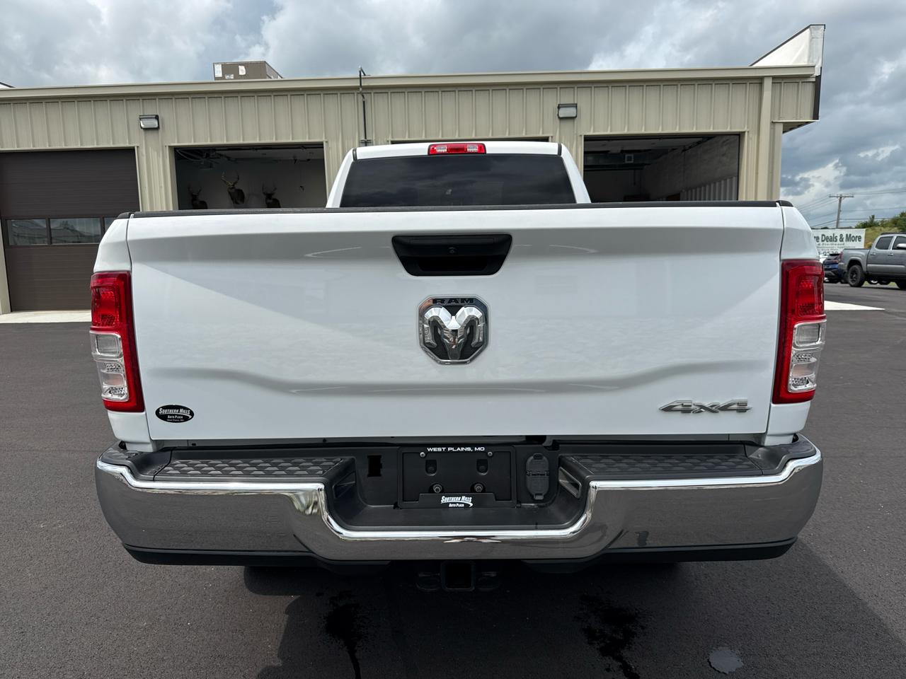 RAM 2500 Tradesman Crew Cab 4WD LWB 2022