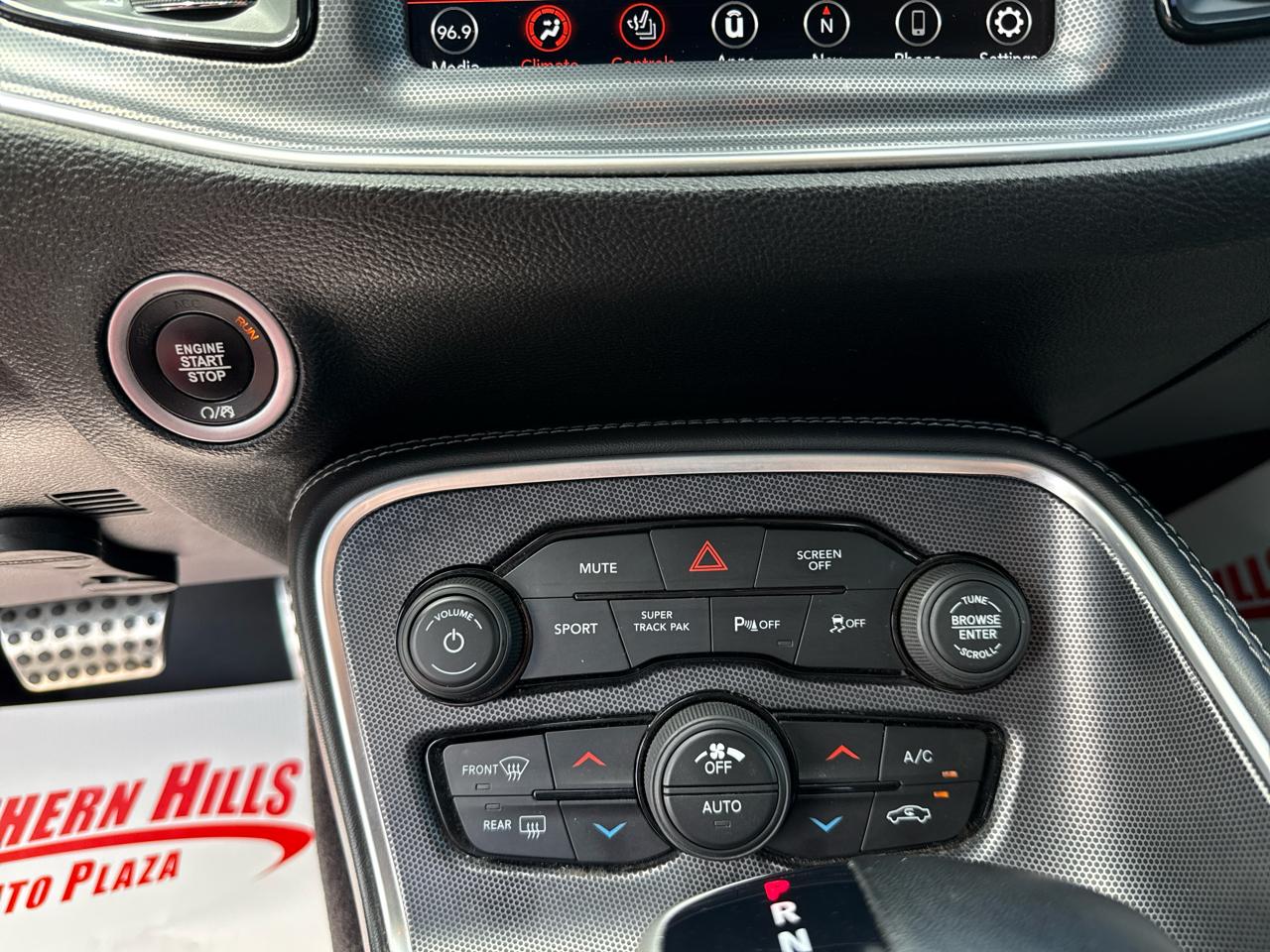 Dodge Challenger GT 2D Coupe AWD 2018