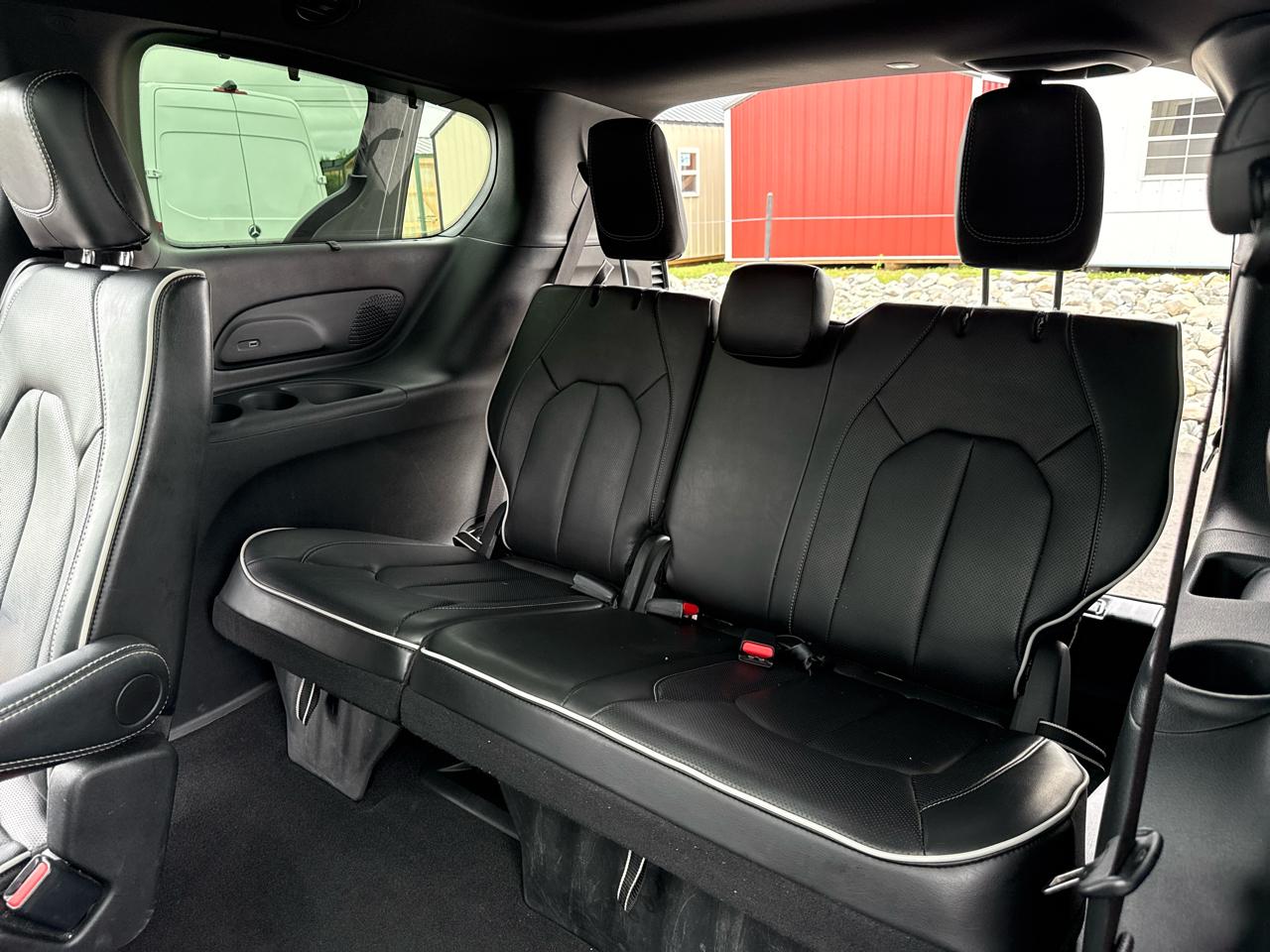 Chrysler Pacifica Limited 4D Wagon 2025
